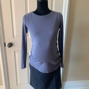 Gap maternity long sleeve tee
